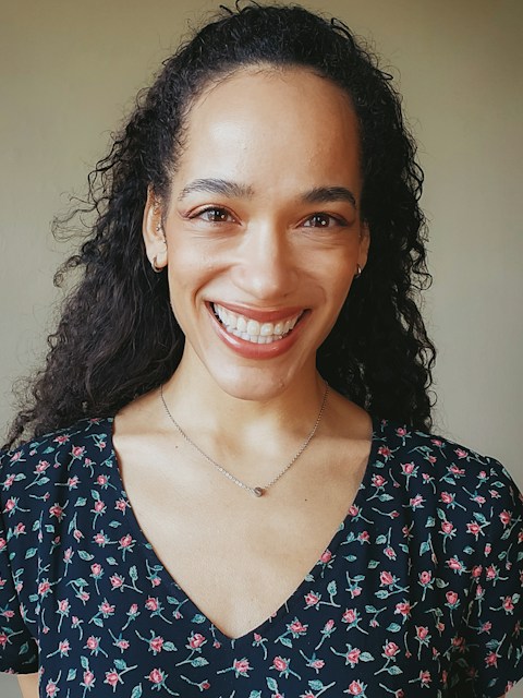 Isabelle Laurent · Sample’s profile photo